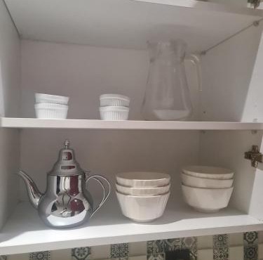 Large luxurious apartment opposite to Hassan 2 Mosqu and FAIR international casablanca , near downtown prohibited arb unmarried couples, Free underground parking for buildings, 3 rooms, 2 bathroom, living room