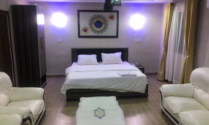 Osogbo Hotel | D Royale House